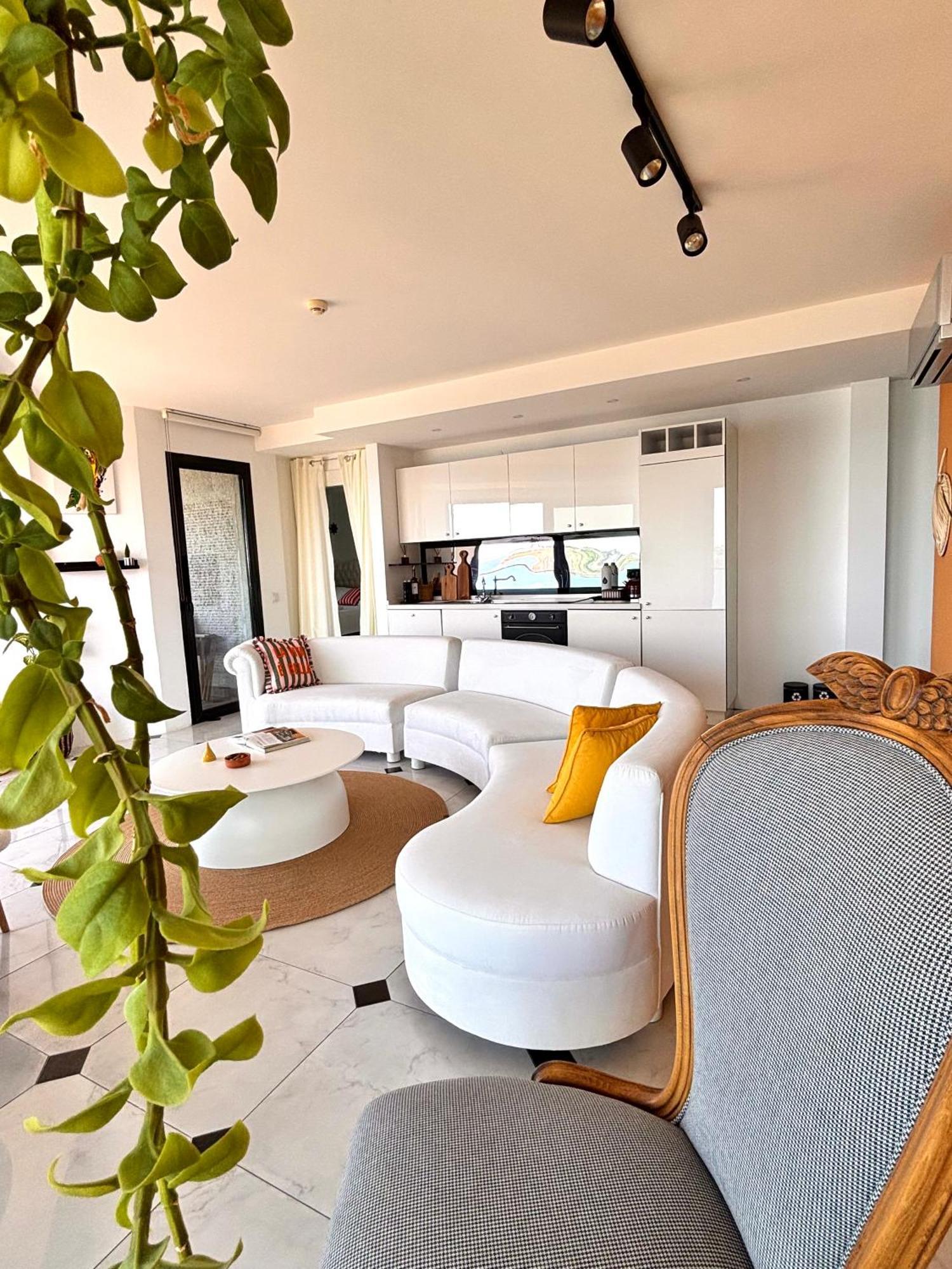 Sato Design Hotel (Adults Only) Çeşme Bilik gambar