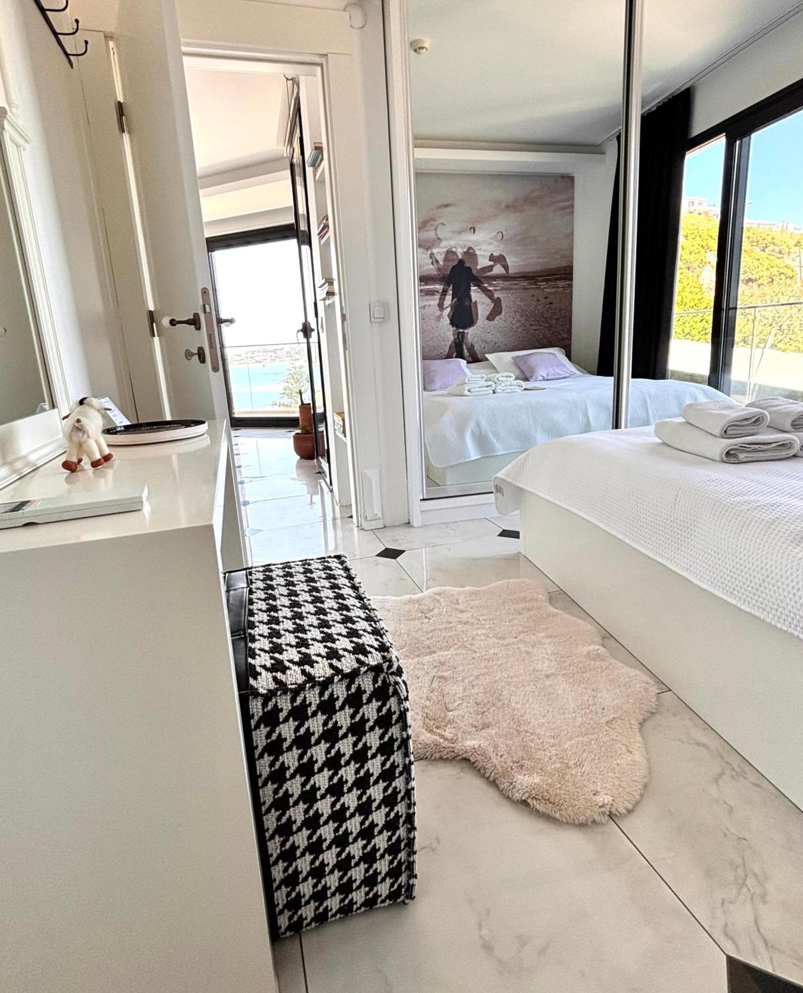 Sato Design Hotel (Adults Only) Çeşme Bilik gambar