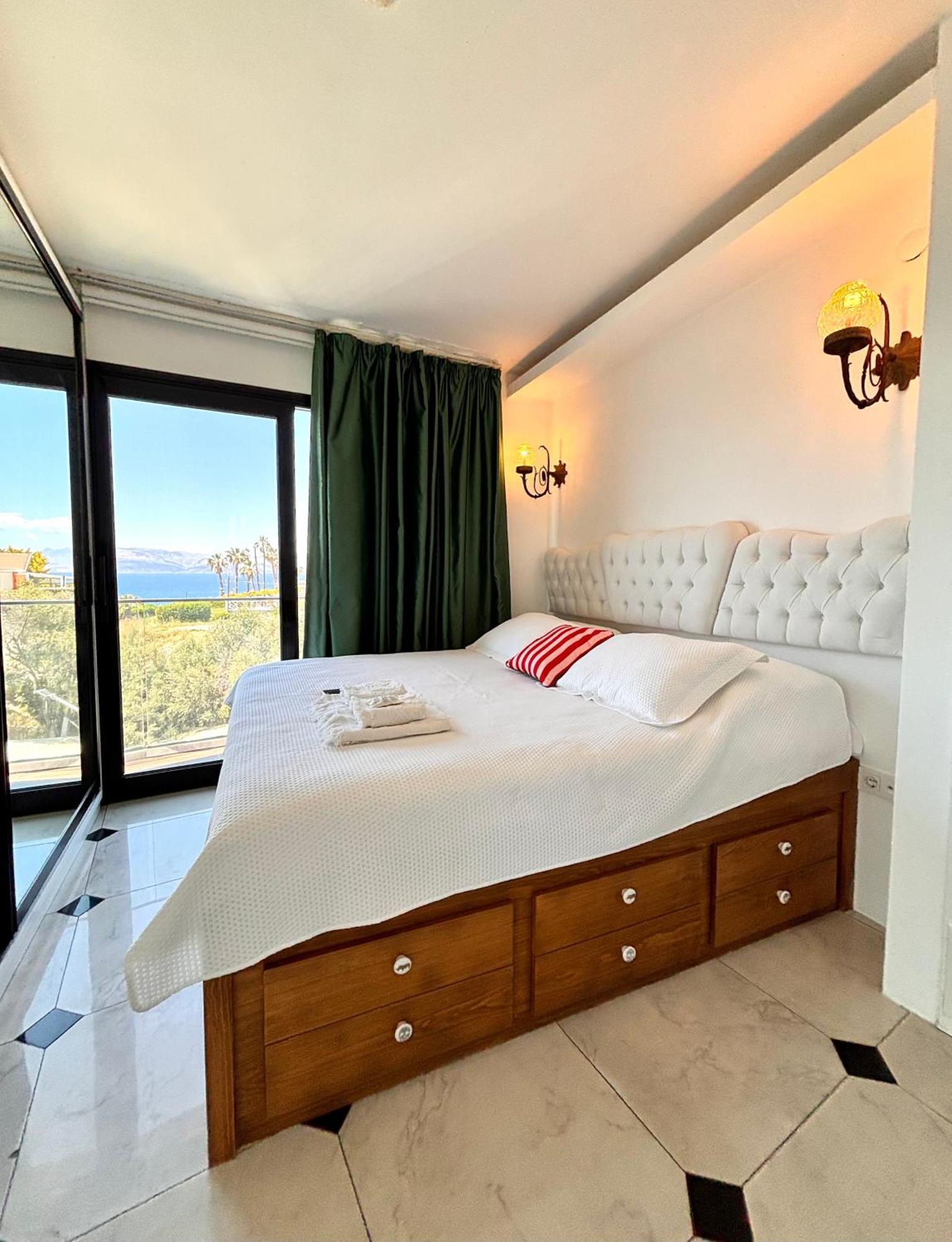 Sato Design Hotel (Adults Only) Çeşme Bilik gambar